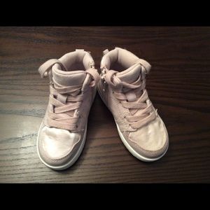 GAP- Toddler tennis shoes